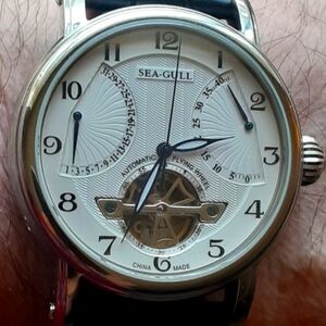 SEA-GULL AUTOMATIC OPEN-HEART RETRO-DATE MEN'S WRISTWATCH ⌚